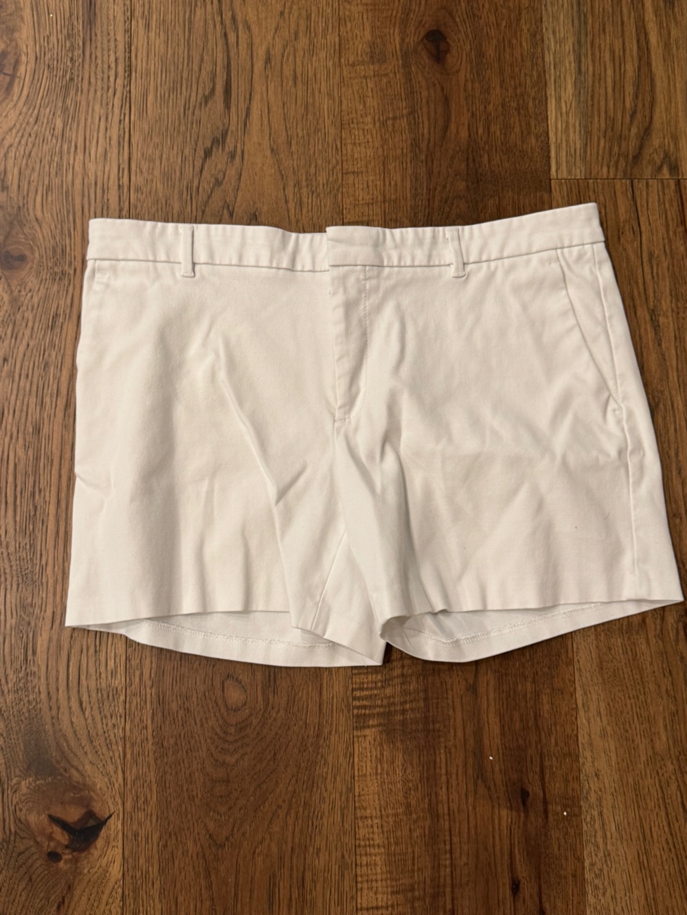 Banana Republic Women's White Flat-Front Shorts